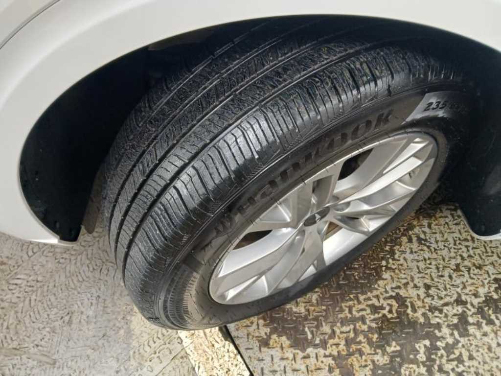 Genesis GV70 2023 Blanco - Importación desde Corea - HF Imports Iquique - Foto 20