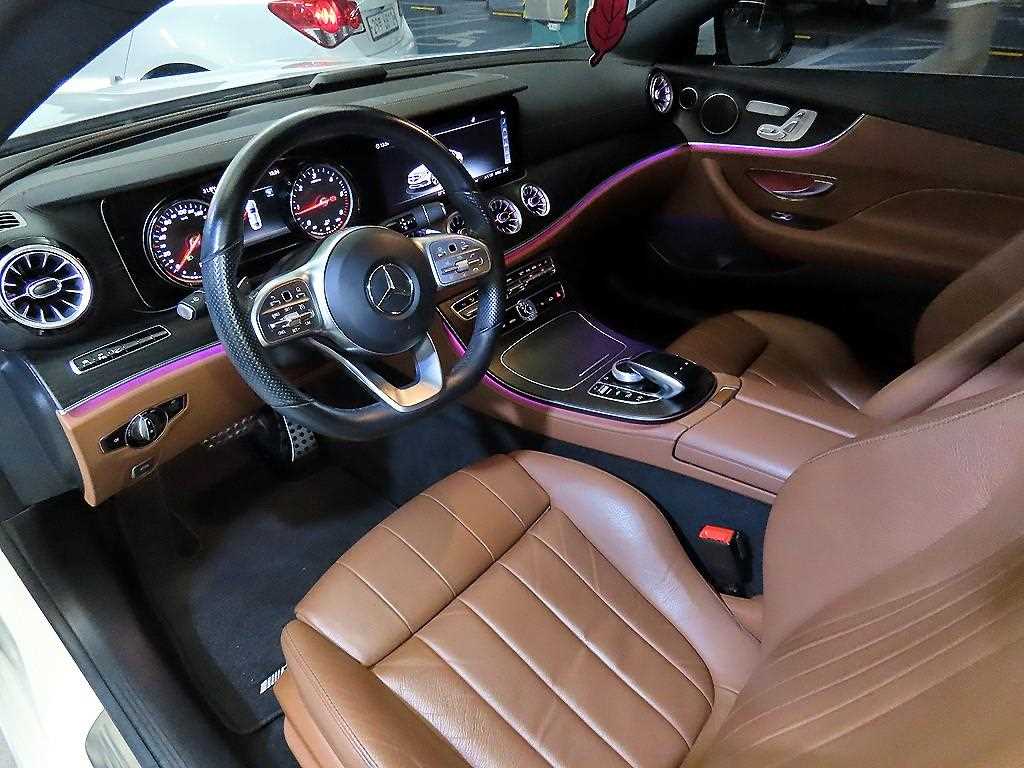 Mercedes Benz E class - Vista 10