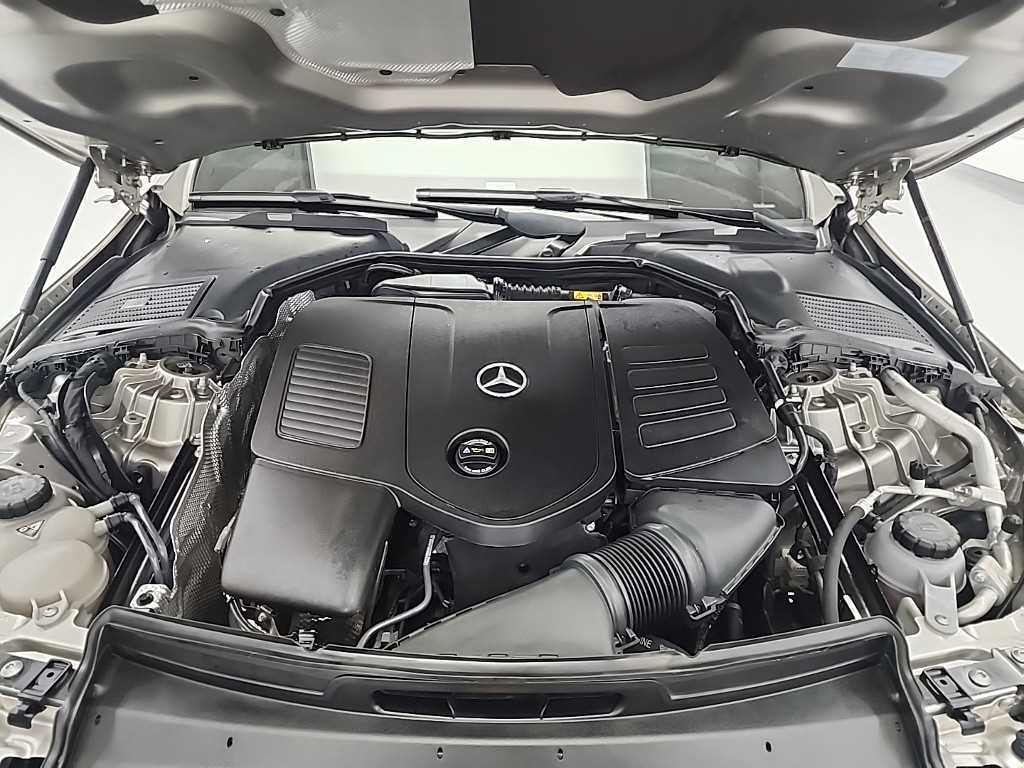 Mercedes Benz C Class - Vista 5