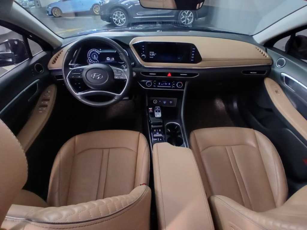 HYUNDAI Sonata - Vista 6