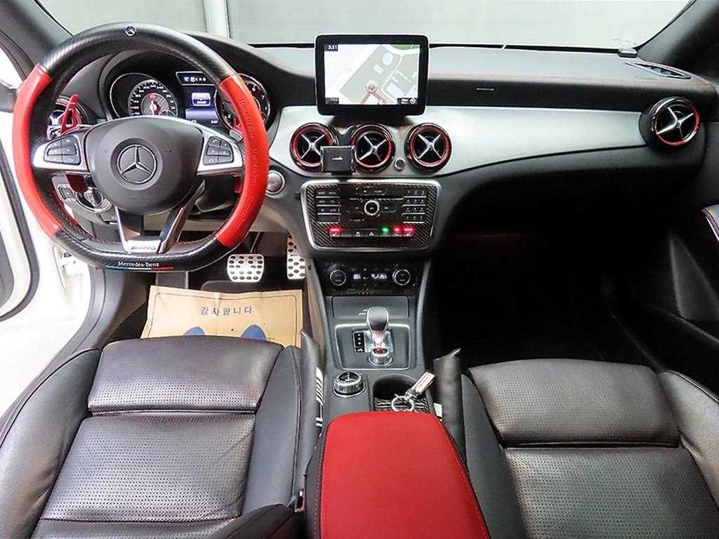 Mercedes Benz CLA Class - Vista 7