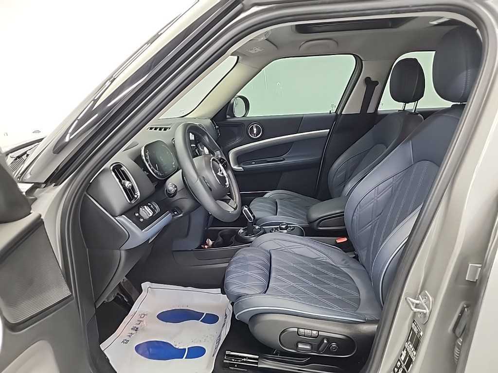 Mini Countryman - Vista 11