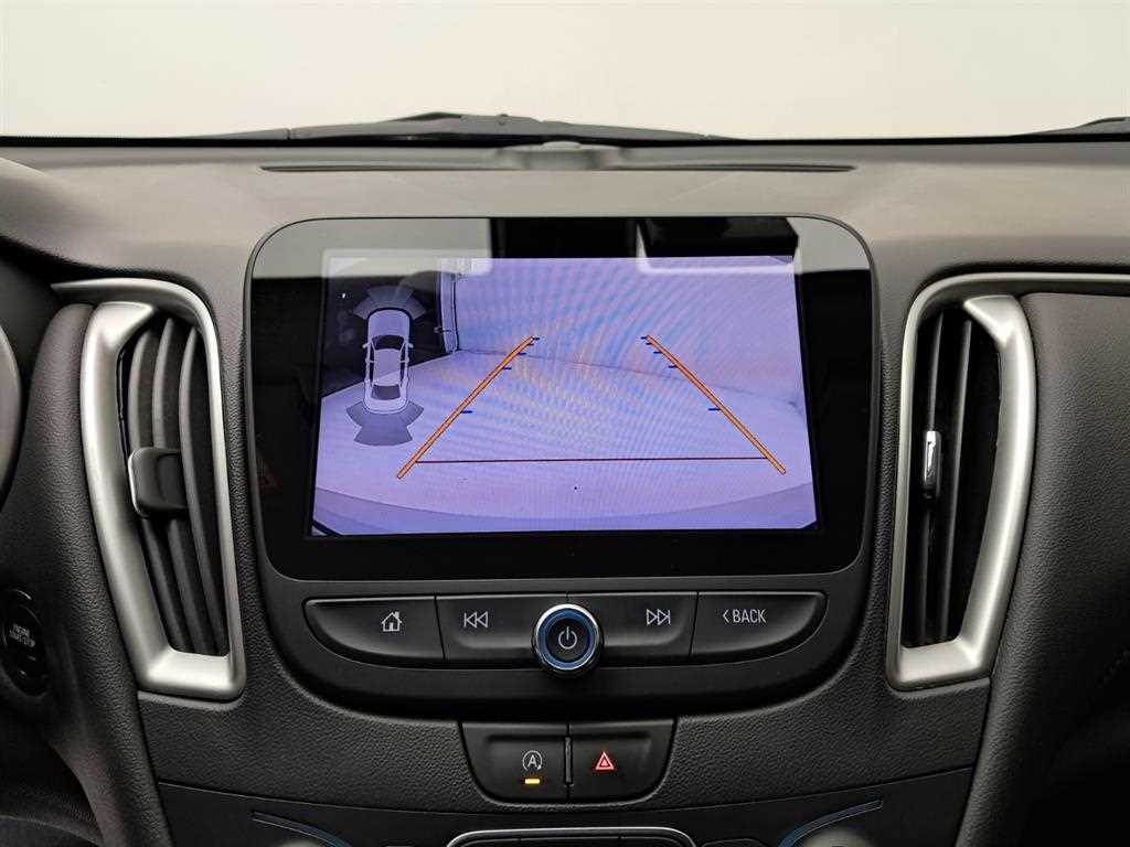 Chevrolet Malibu - Vista 10