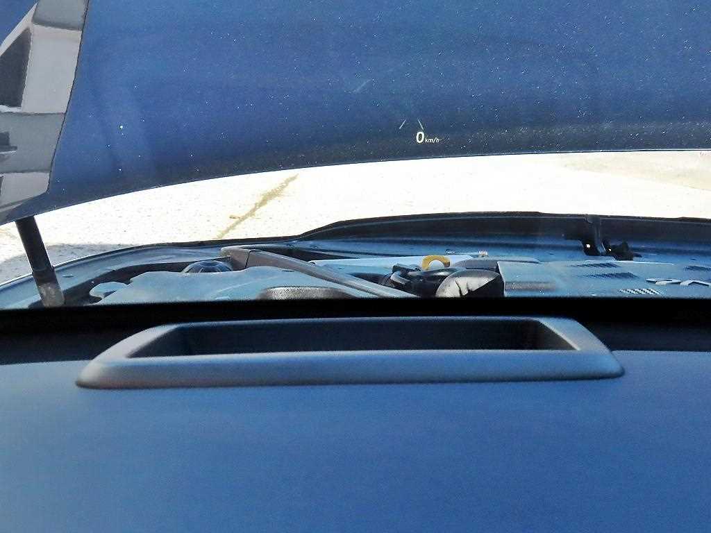 Genesis G90 - Vista 10