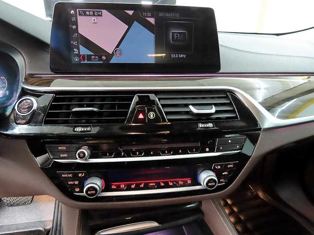 BMW Gran Turismo 2019 Blanco - Importación desde Corea - HF Imports Iquique - Foto 13