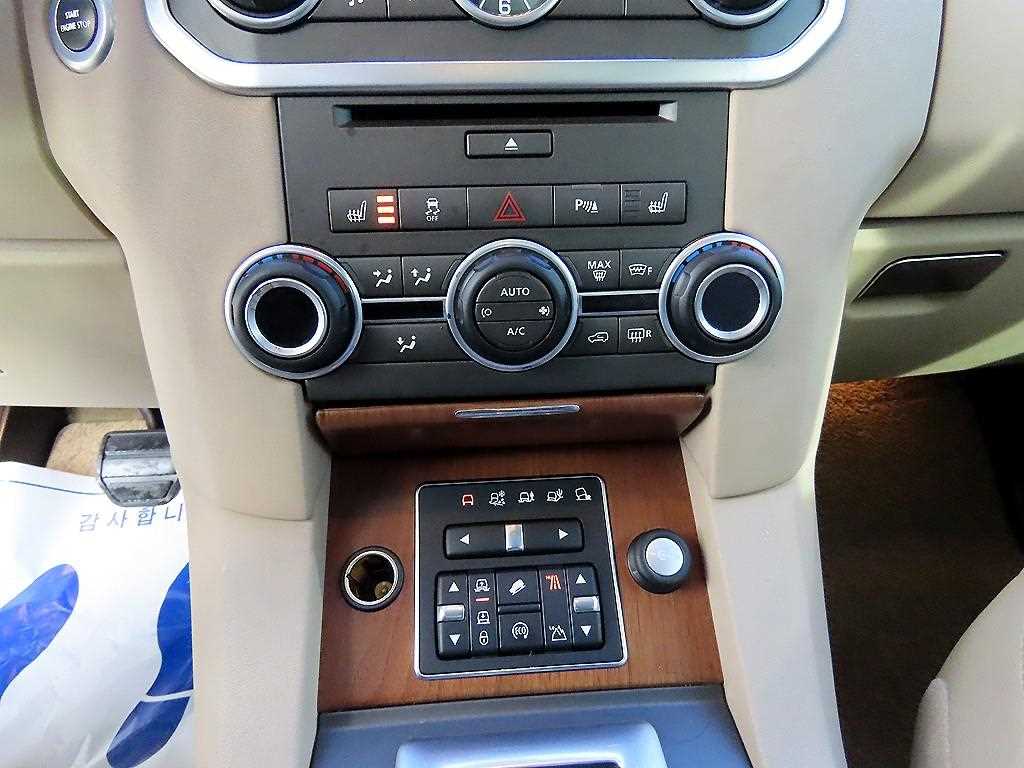 Land Rover Discovery 2016 Blanco - Importación desde Corea - HF Imports Iquique - Foto 14