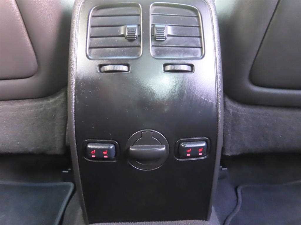 Lincoln MKS - Vista 7