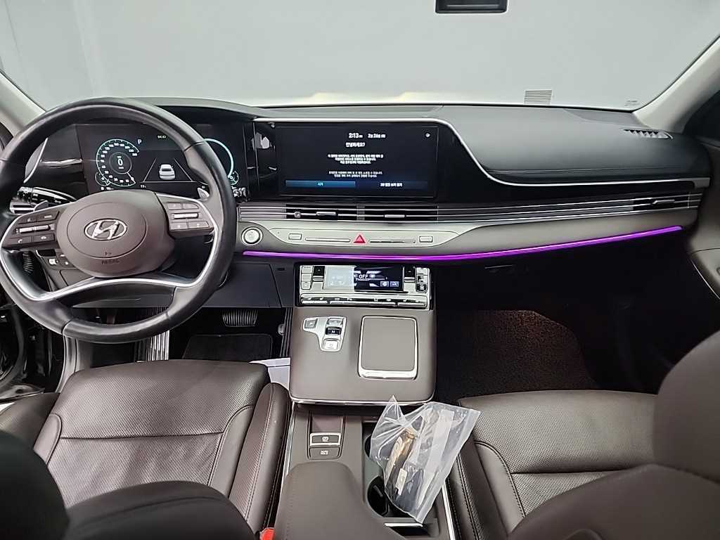 HYUNDAI Grandeur - Vista 7