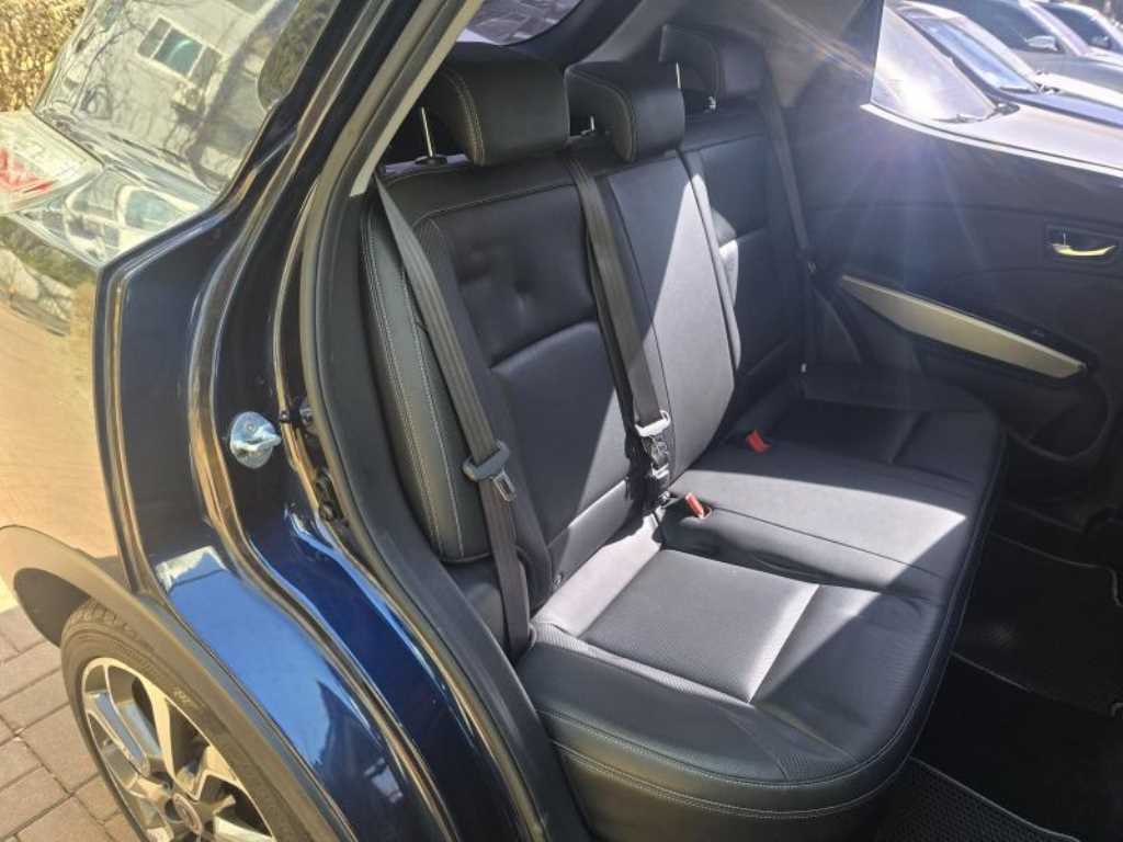 Ssangyong Tivoli - Vista 10