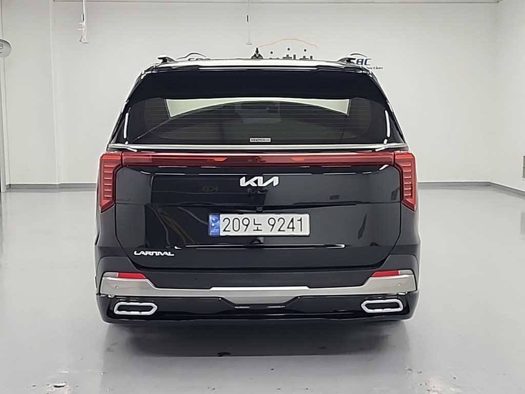 KIA Carnival - Vista 4
