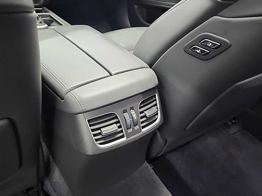 HYUNDAI Genesis 2016 Negro - Importación desde Corea - HF Imports Iquique - Foto 13