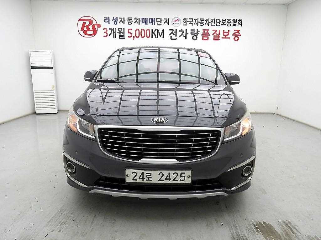KIA Carnival 2018 Gris - Importación desde Corea - HF Imports Iquique - Foto 1
