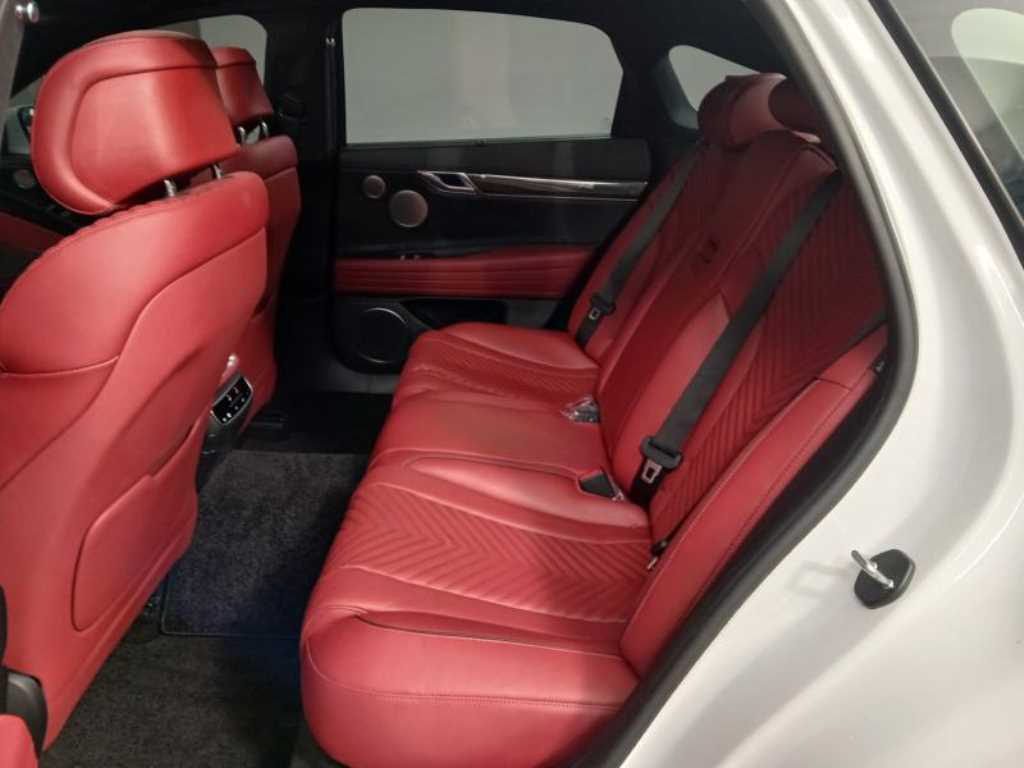 Genesis G80 - Vista 7