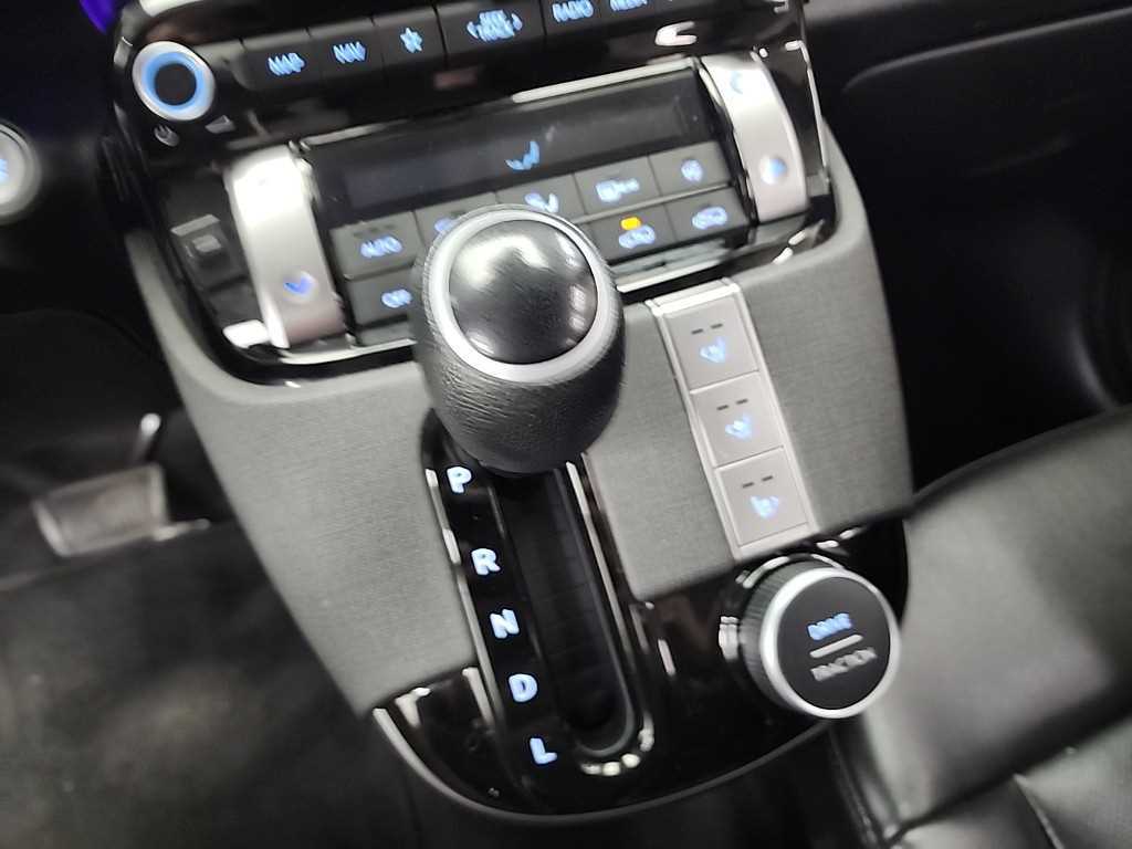 HYUNDAI Casper - Vista 8