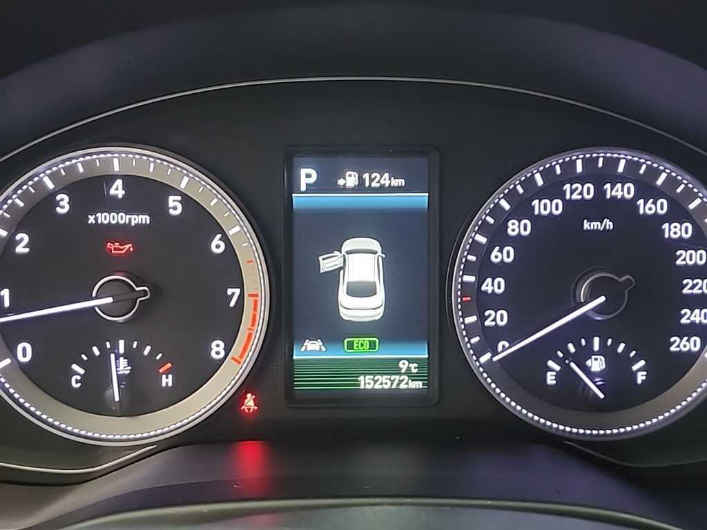 HYUNDAI Grandeur - Vista 6