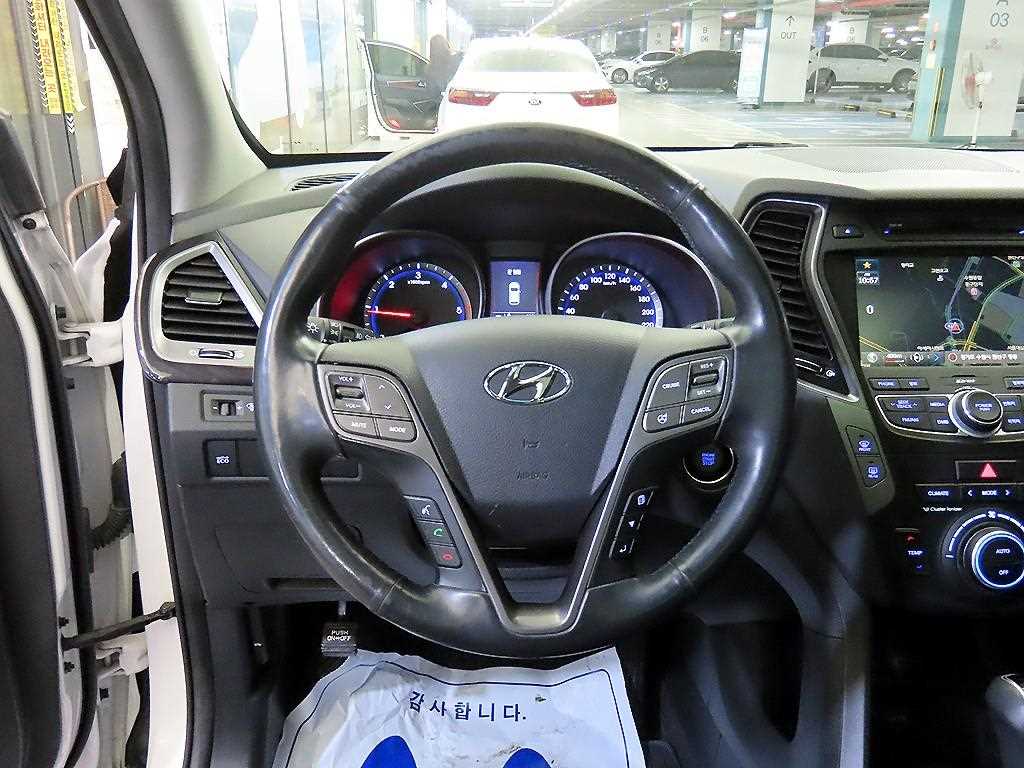 HYUNDAI Santa Fe - Vista 8