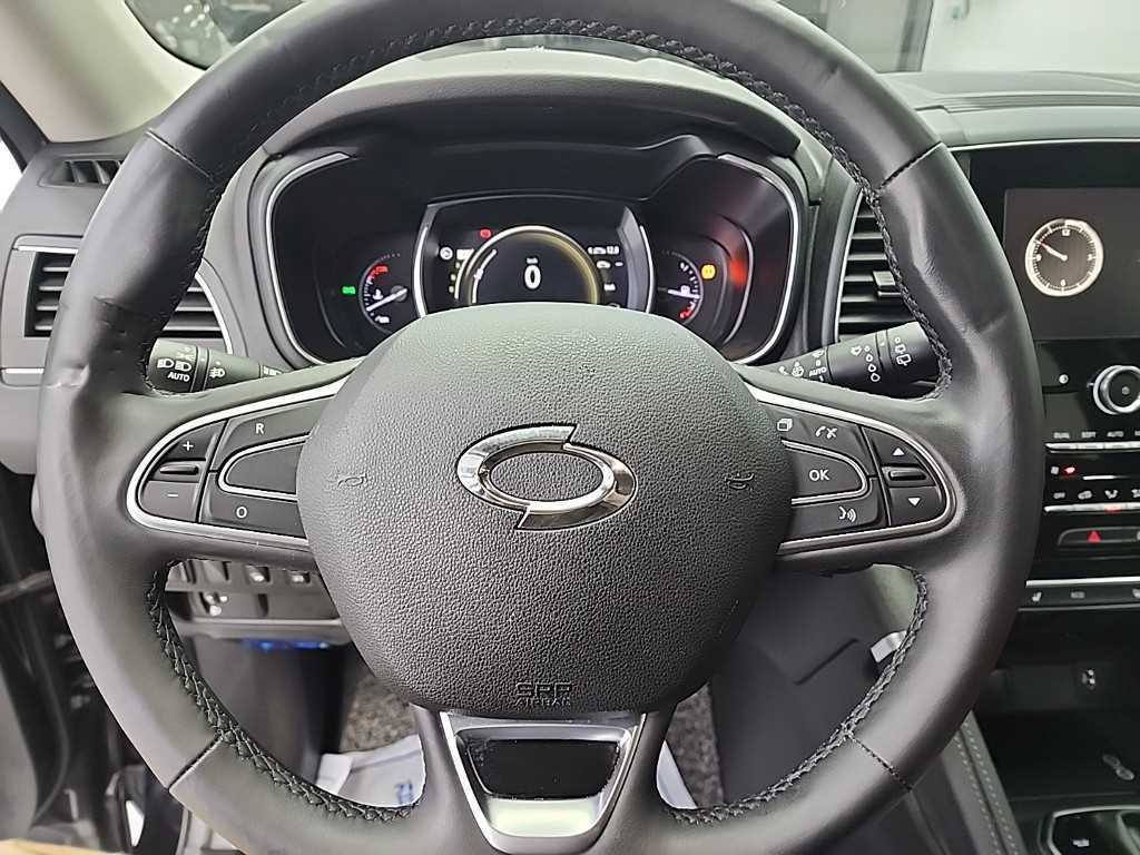 SAMSUNG QM6 - Vista 9