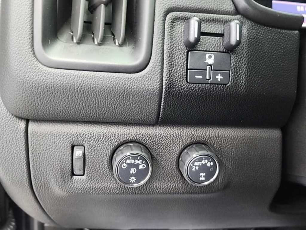 Chevrolet ?Colorado 2021 Negro - Importación desde Corea - HF Imports Iquique - Foto 17