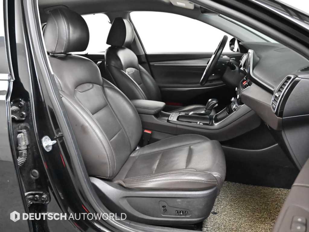 HYUNDAI Grandeur - Vista 10