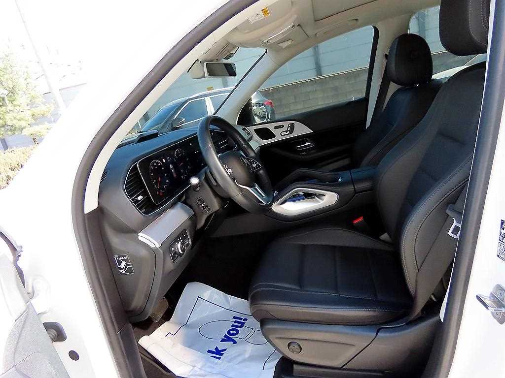 Mercedes Benz GLE Class - Vista 5