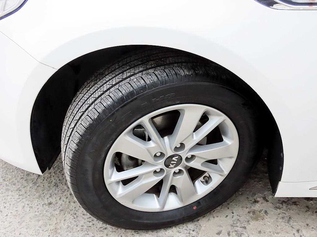 KIA K5 2016 Blanco - Importación desde Corea - HF Imports Iquique - Foto 18