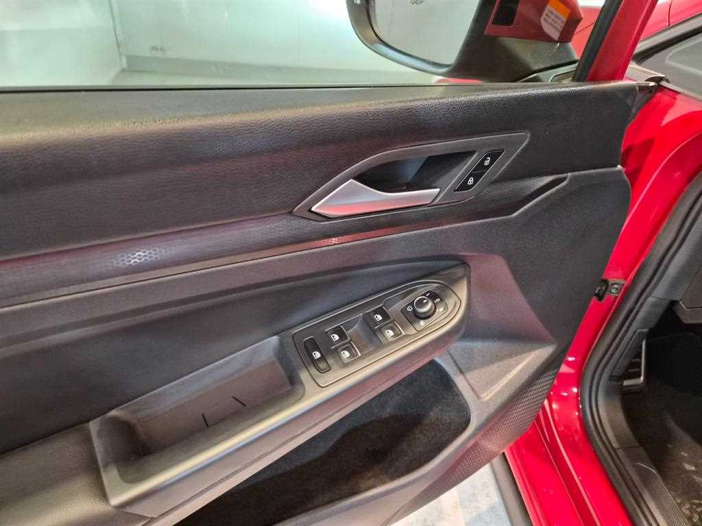 Volkswagen Golf - Vista 10