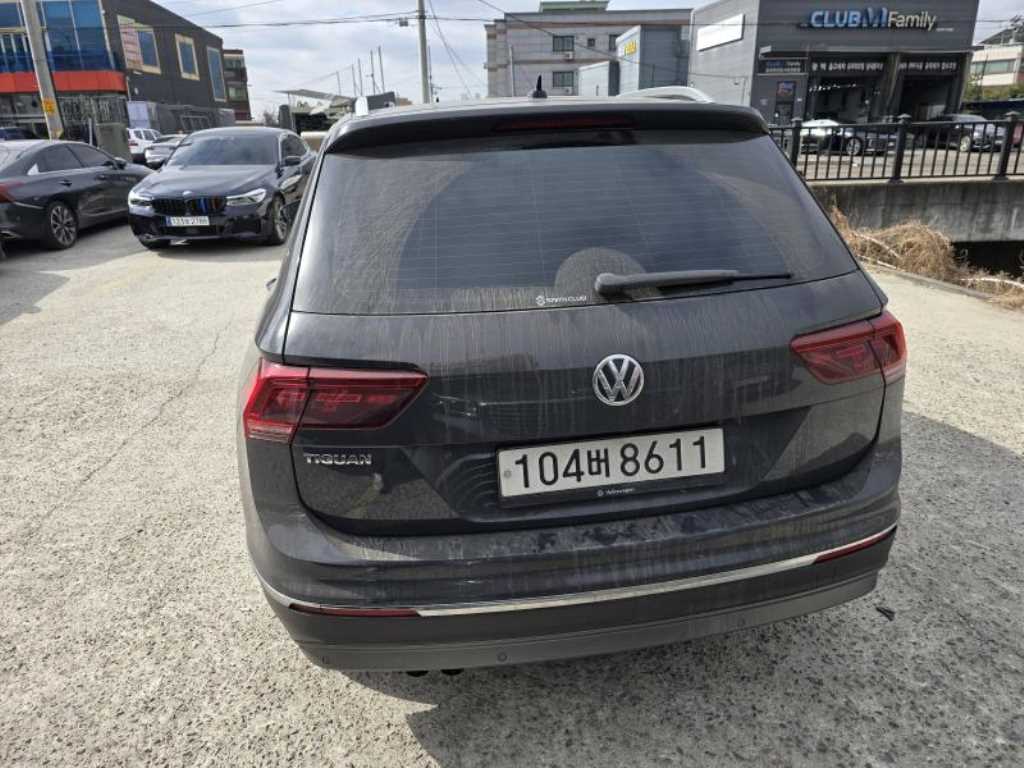 Volkswagen Tiguan - Vista 3