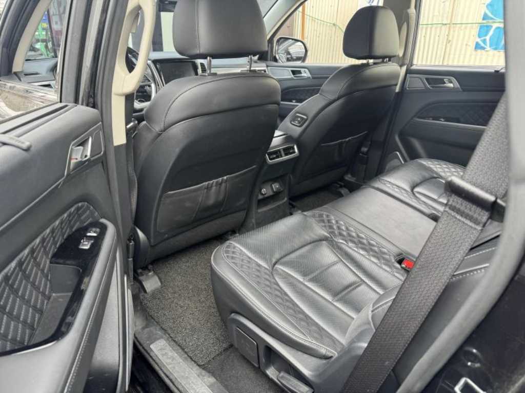 Ssangyong Rexton - Vista 4