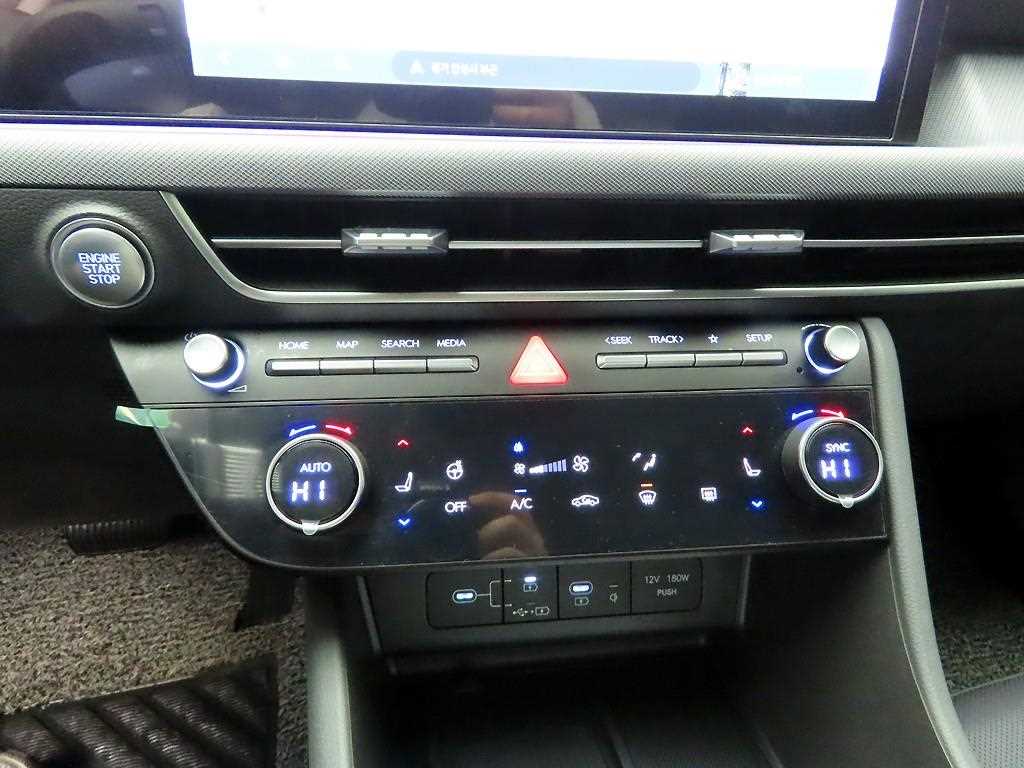 HYUNDAI Sonata - Vista 9