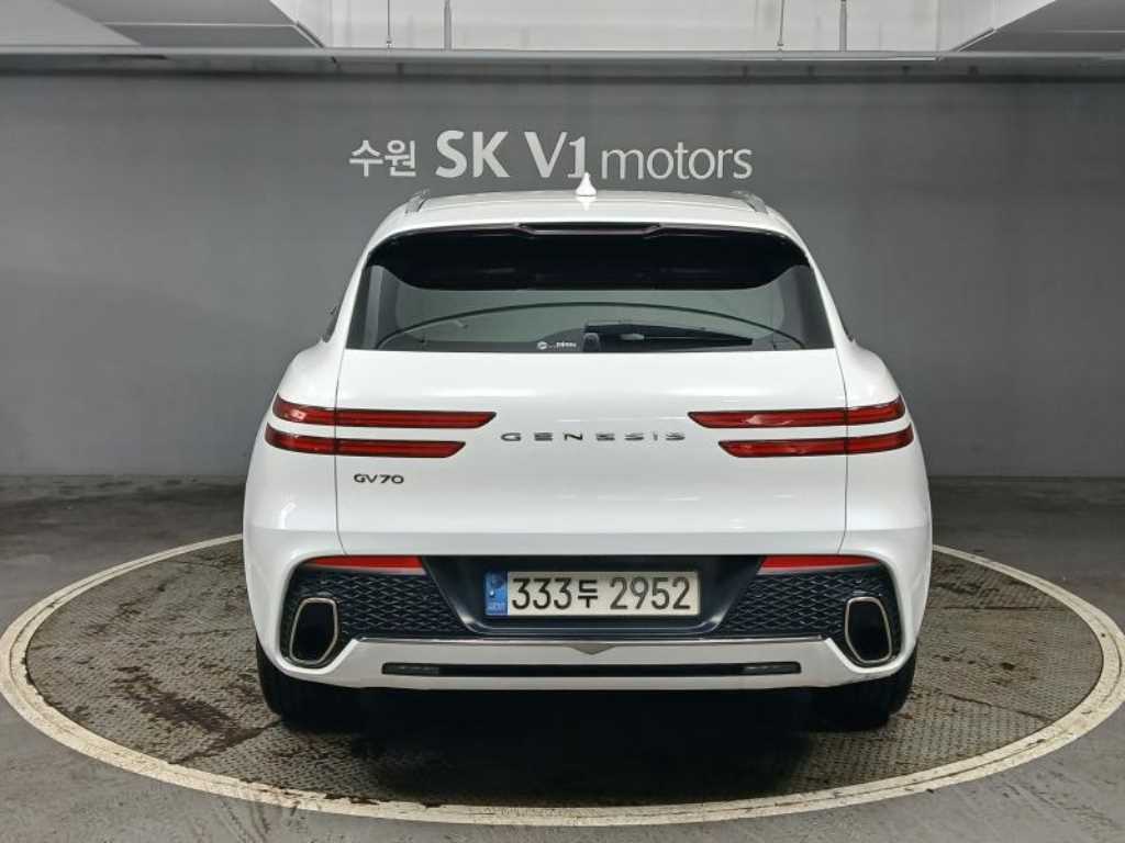 Genesis GV70 - Vista 6