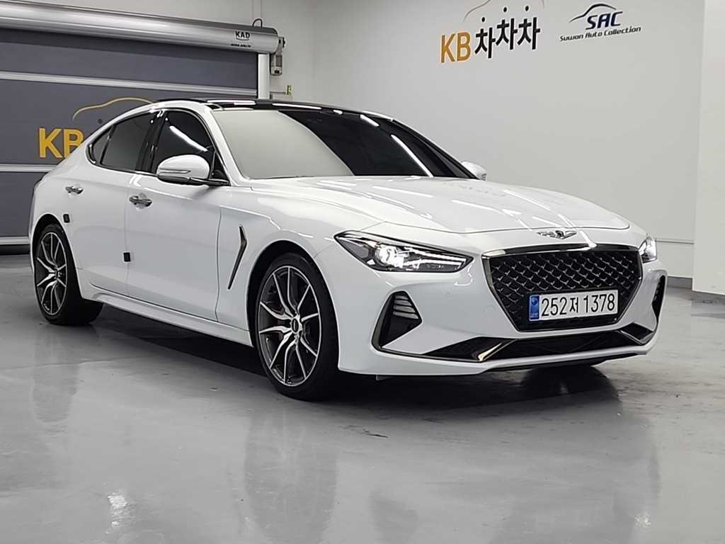 Genesis G70 - Vista 4