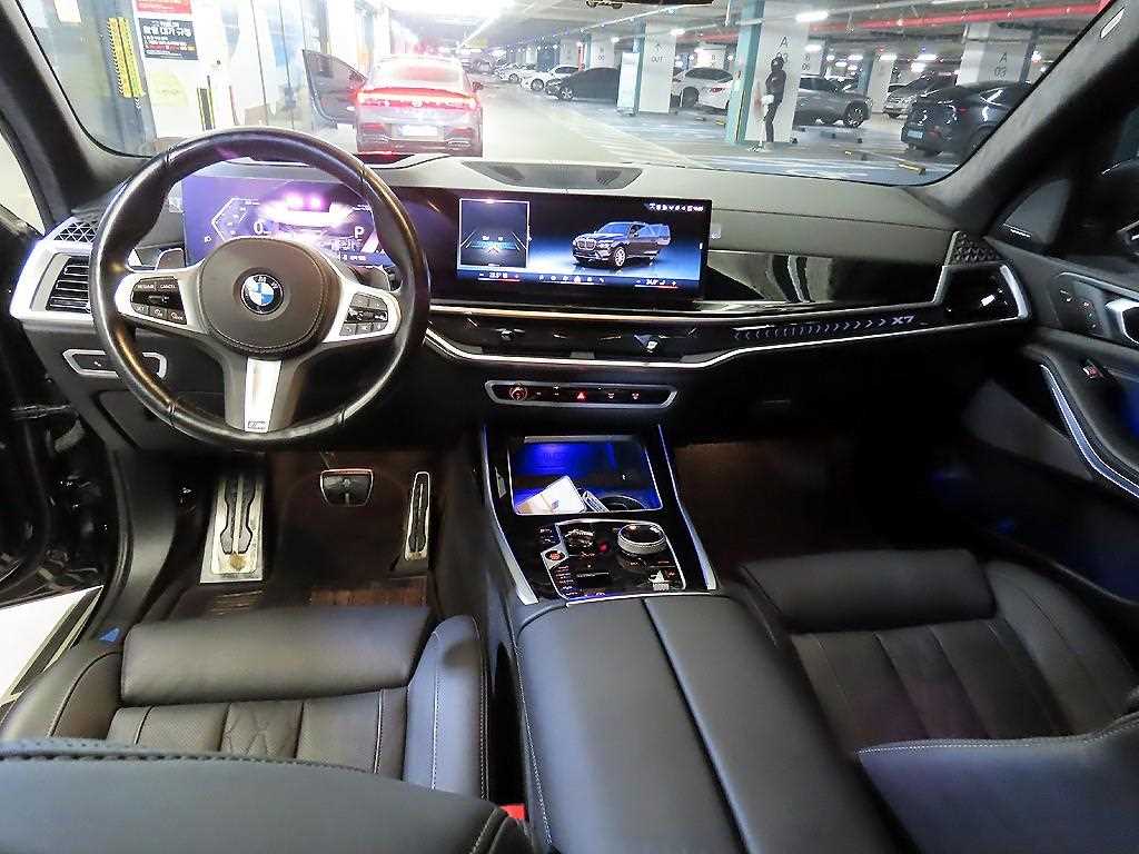 BMW X7 - Vista 10