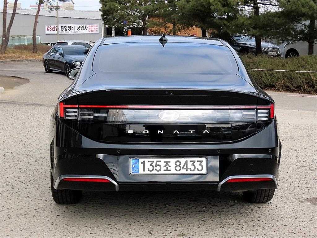 HYUNDAI Sonata - Vista 4