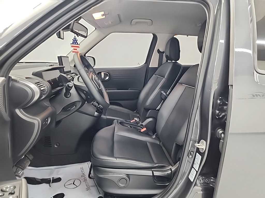 HYUNDAI Casper - Vista 11