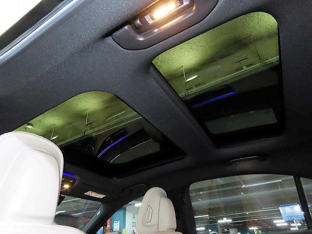 Mercedes Benz C Class 2024 Negro - Importación desde Corea - HF Imports Iquique - Foto 18