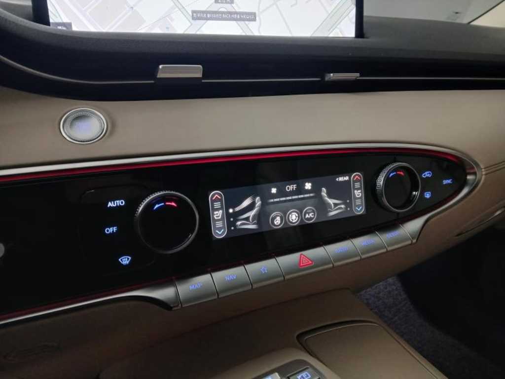 Genesis GV70 - Vista 12