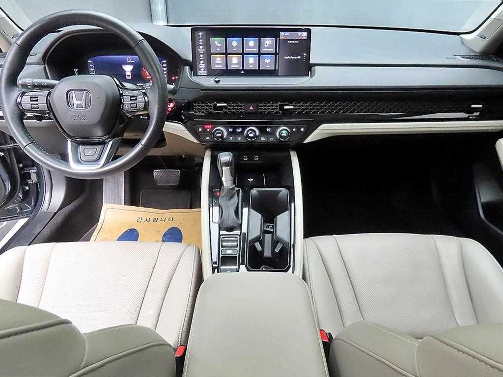 Honda Accord - Vista 7