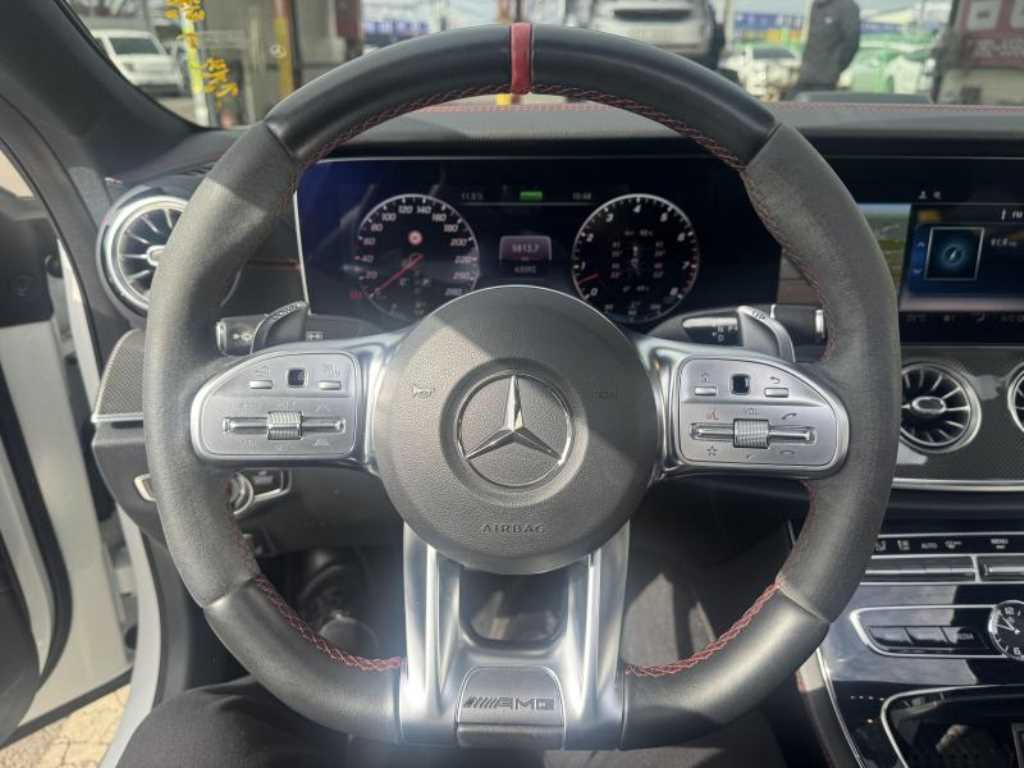 Mercedes Benz CLS Class - Vista 11