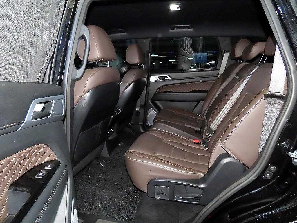 Ssangyong Rexton - Vista 7