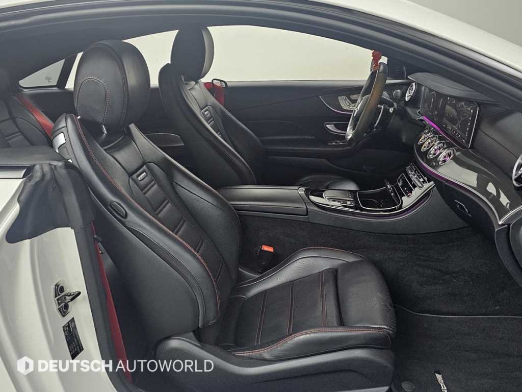 Mercedes Benz E class - Vista 10