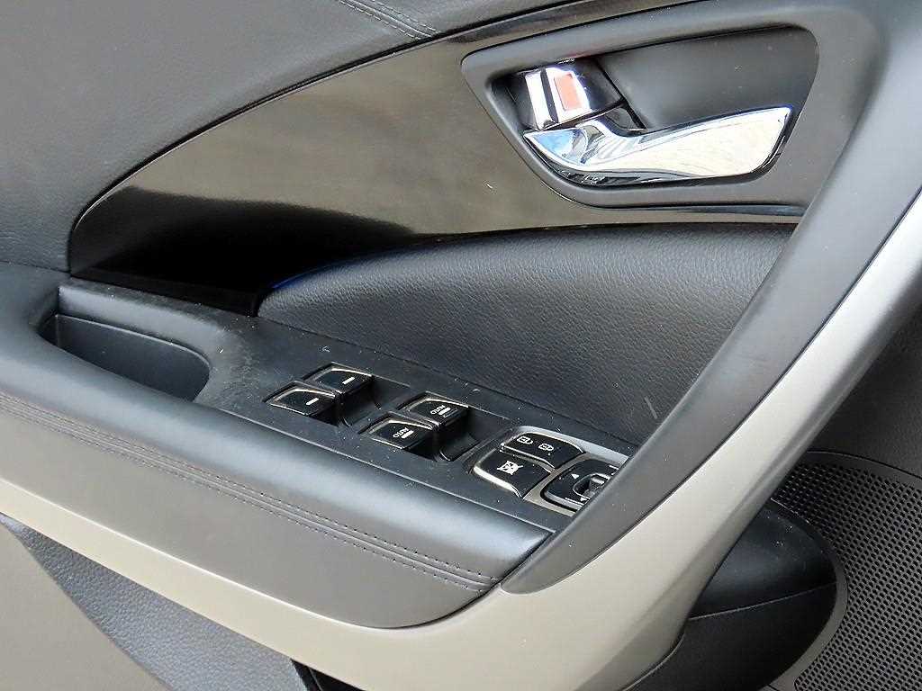 HYUNDAI Grandeur - Vista 11