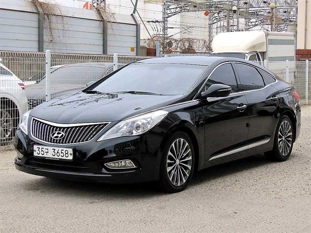 HYUNDAI Grandeur - Vista 2