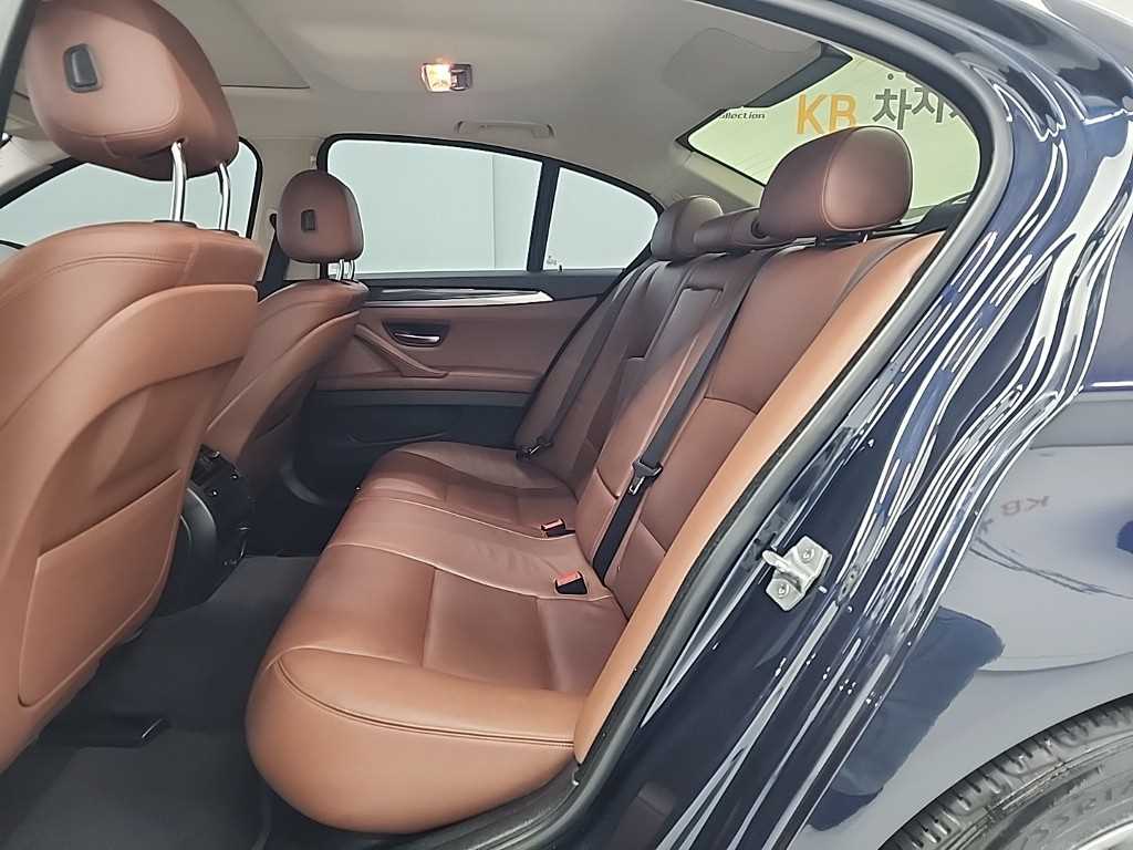 BMW 5 Series - Vista 12