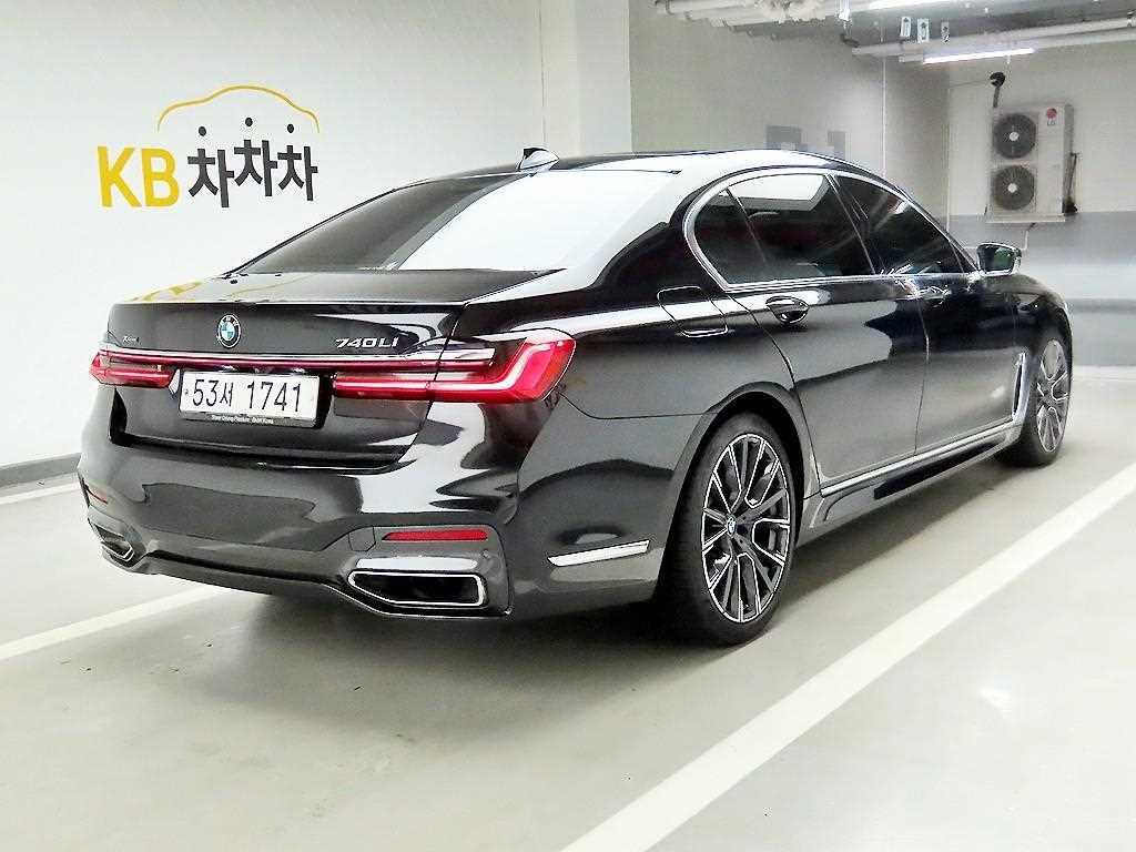 BMW 7 Series - Vista 4