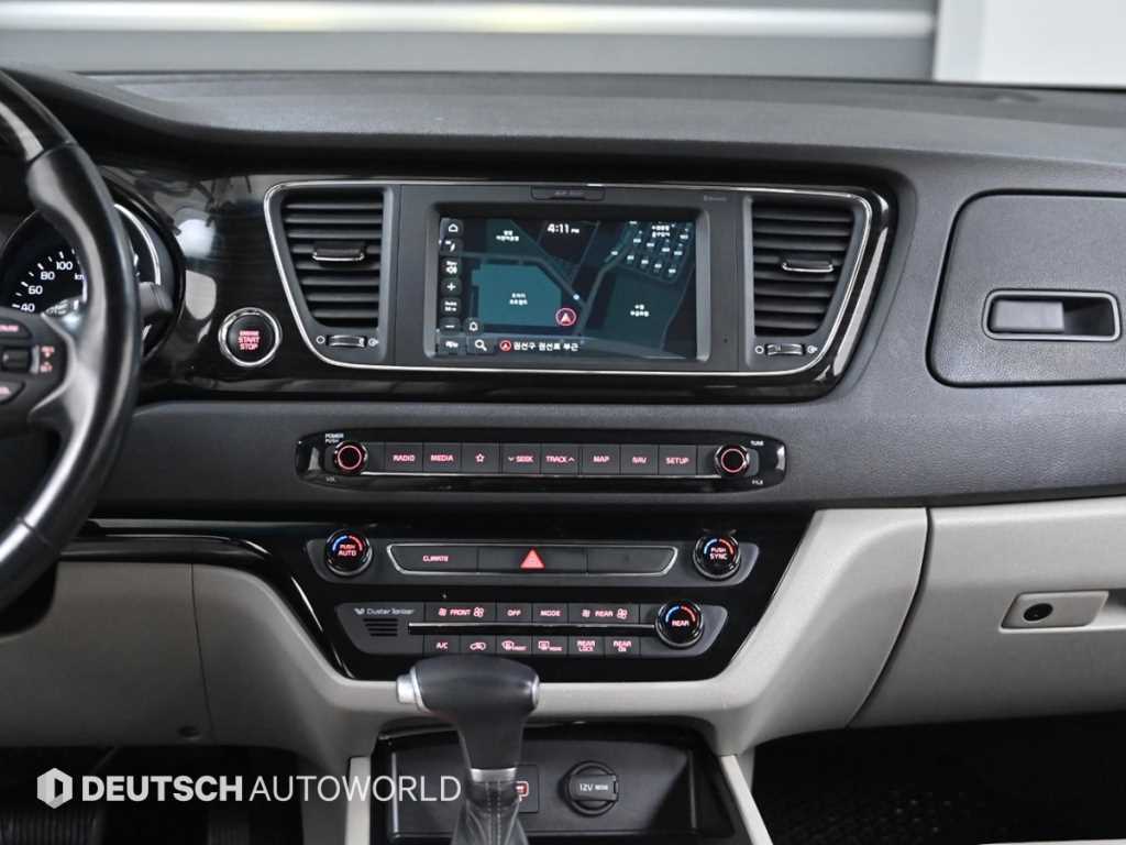 KIA Carnival 2019 Blanco - Importación desde Corea - HF Imports Iquique - Foto 14