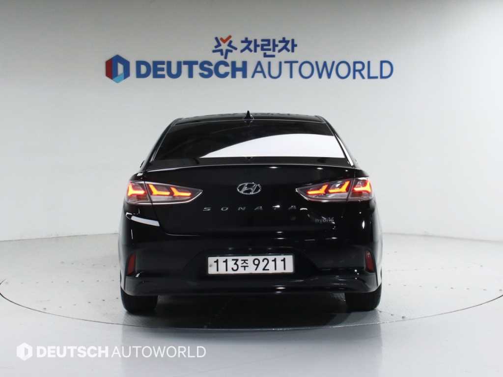 HYUNDAI Sonata - Vista 4