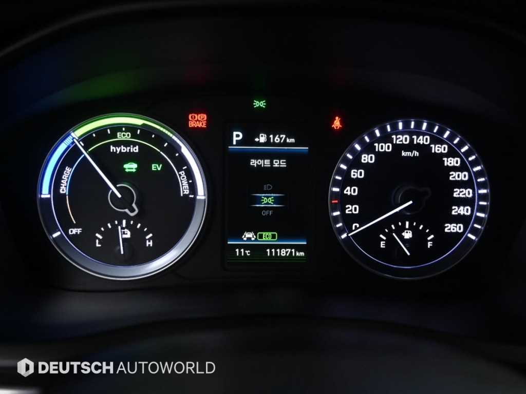 HYUNDAI Sonata - Vista 8