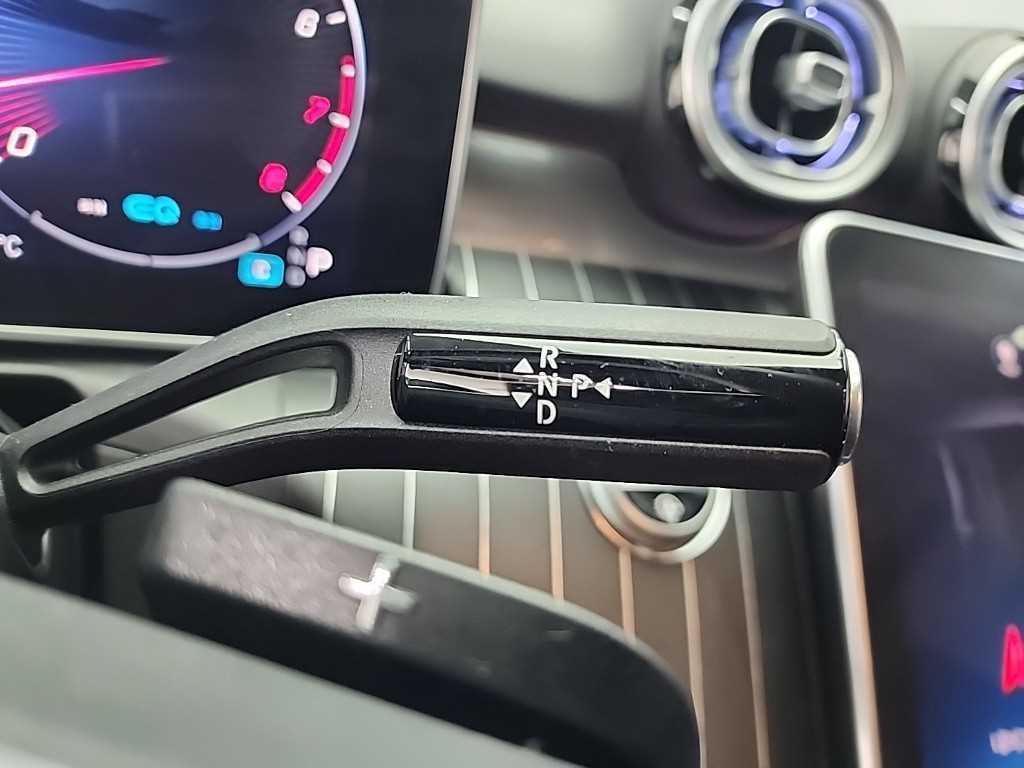 Mercedes Benz C Class - Vista 8