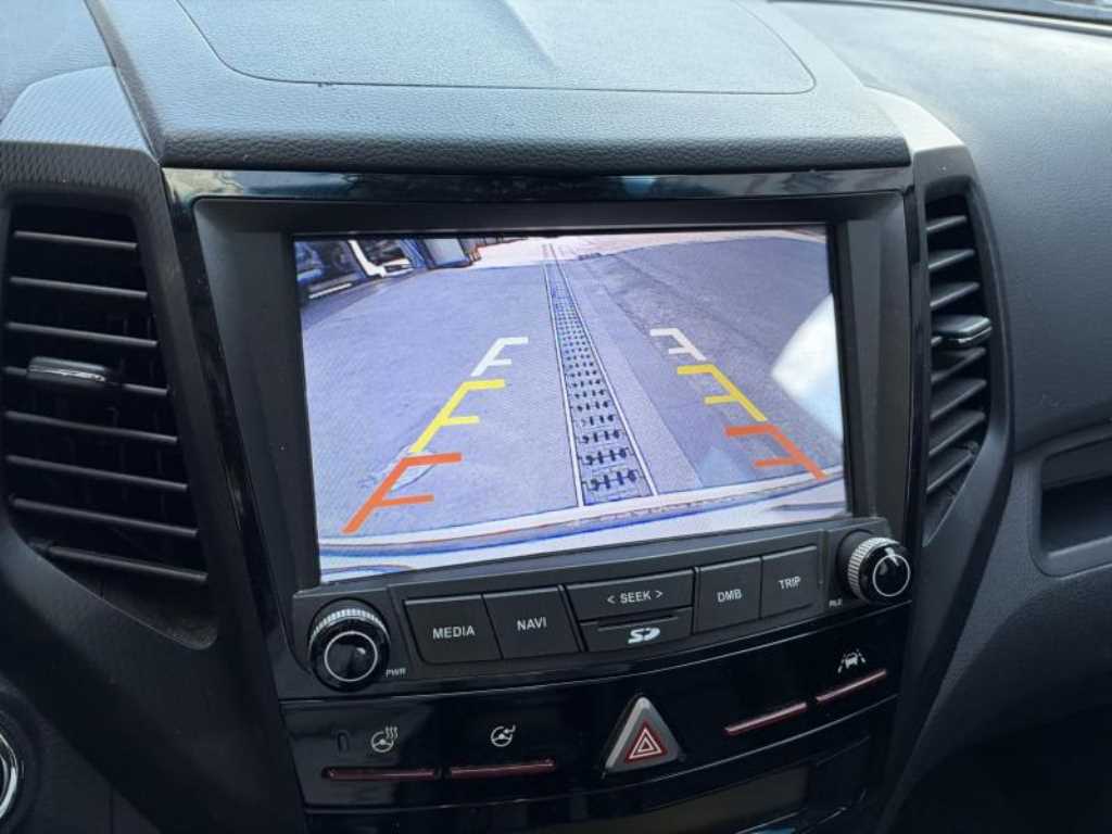 Ssangyong Tivoli - Vista 7