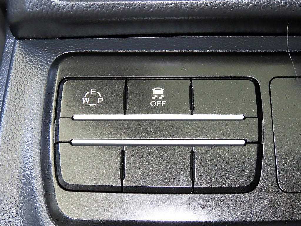 Ssangyong Tivoli 2018 Azul - Importación desde Corea - HF Imports Iquique - Foto 13